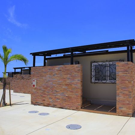 Ocean'S Resort Villa Vorla Miyakojima  Exterior foto